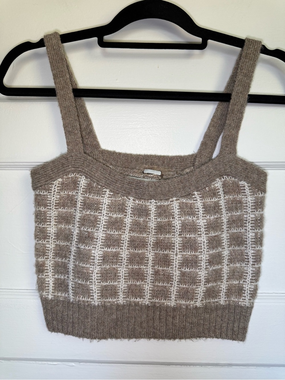 Astr Briarwood Checkered Beige Plaid Knit Sweater Crop Top Soft Fuzzy Texture S - Picture 2 of 9